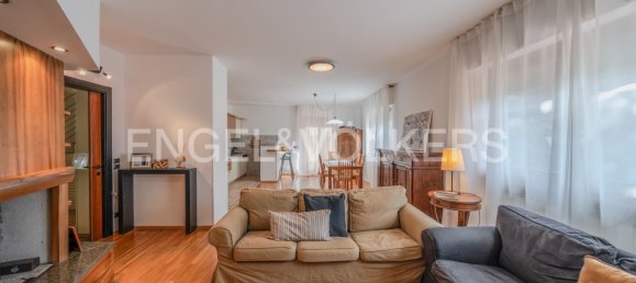 3 bedrooms House in Arezzo, Italy No. 129963 2