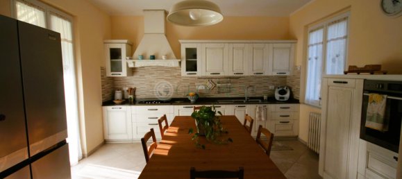 5 rooms House in Beverino, Italy No. 26351 3