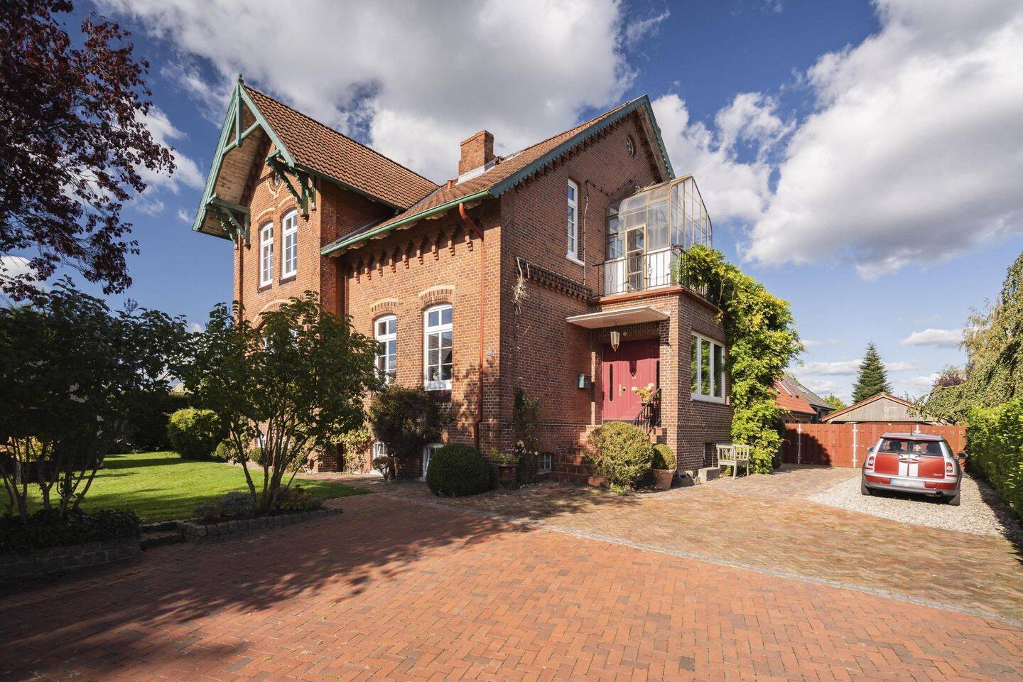 5 bedrooms Villa in Stade, Germany No. 273485