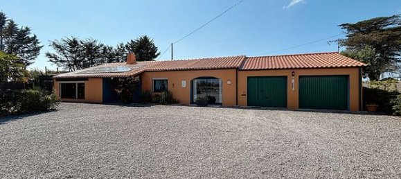 3 bedrooms House in Vendee, France No. 290347 14