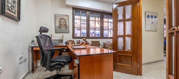 156m² Commercial property in Granada, Spain No. 172037 30