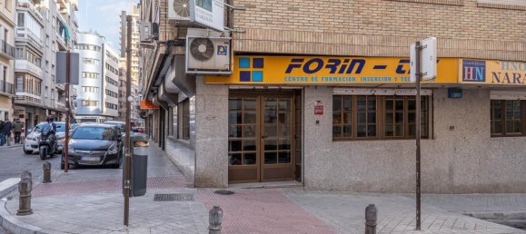 156m² Commercial property in Granada, Spain No. 172037 2