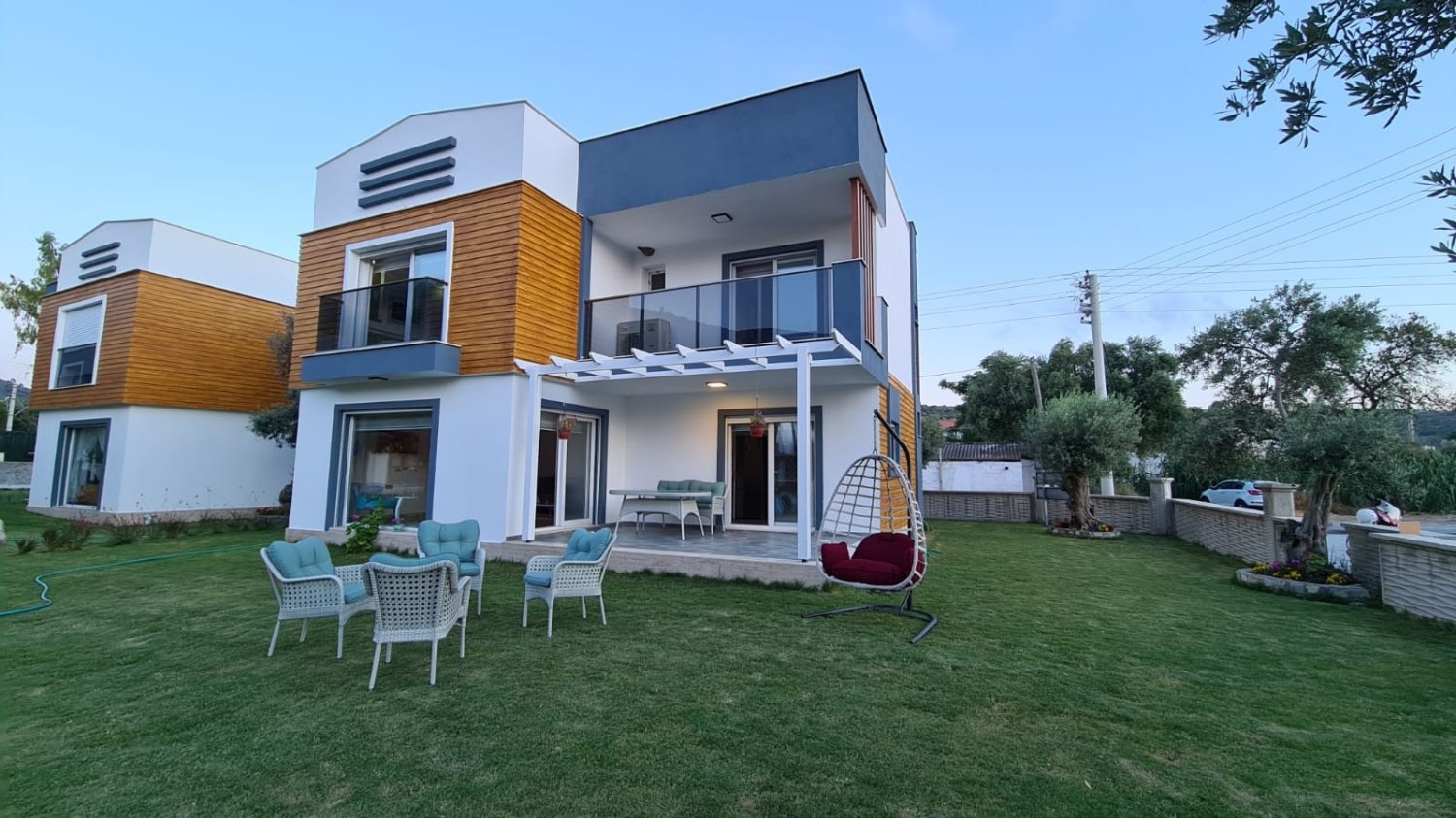 Villa 4+1 in Kusadasi, Turkey No. 738