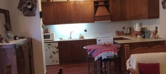 3 bedrooms Apartment in Athens, Greece No. 2744 10