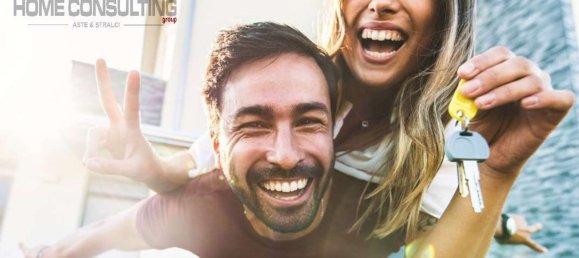 Apartamento de 2 habitaciónes en Mezzago, Italy No. 2739 52