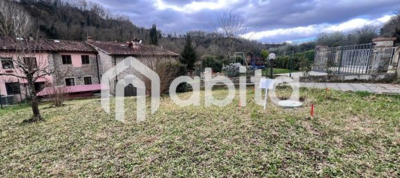 5 rooms House in Terranuova Bracciolini, Italy No. 90958 10