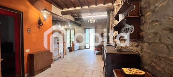 5 rooms House in Terranuova Bracciolini, Italy No. 90958 20