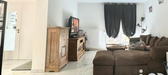 Дом с 6 комнатами в Пьенн, Франция № 210966 6