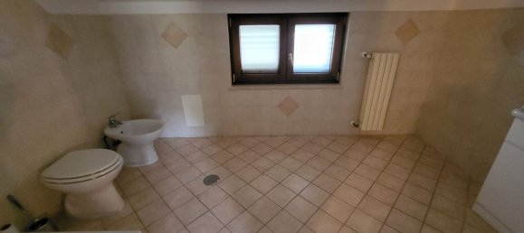 7 Schlafzimmer Haus in Benevento, Italy, Nr. 319958 21