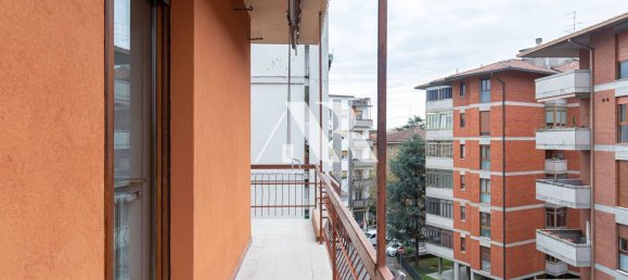 Apartamento de 5 dormitorios en Verona, Italy No. 378283 14