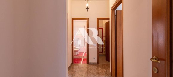 Apartamento de 5 dormitorios en Verona, Italy No. 378283 27