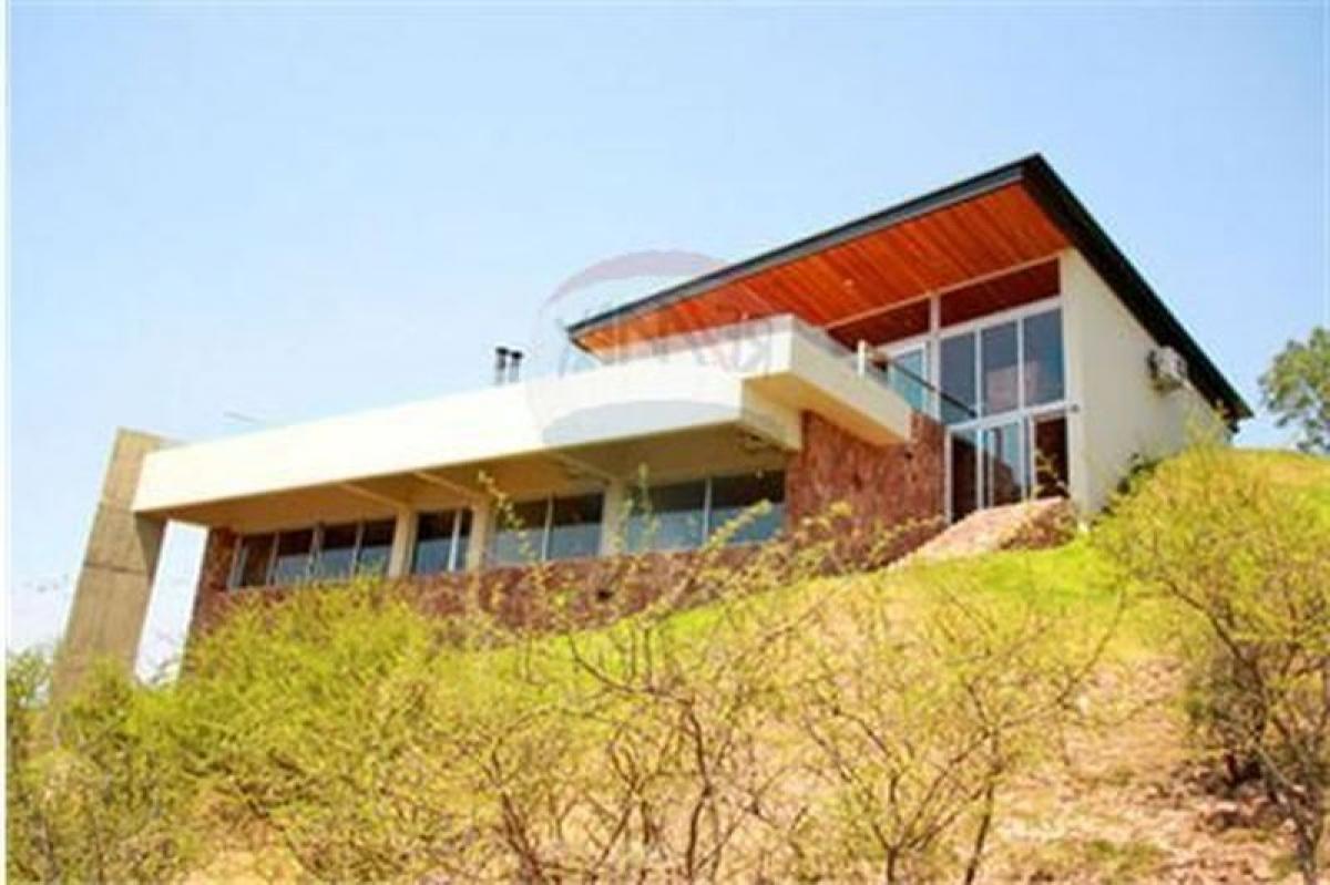 4 bedrooms House in Cordoba, Argentina No. 60577