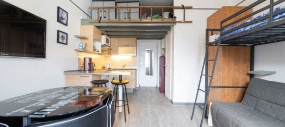 Studio in Arcangues, France No. 343066 4