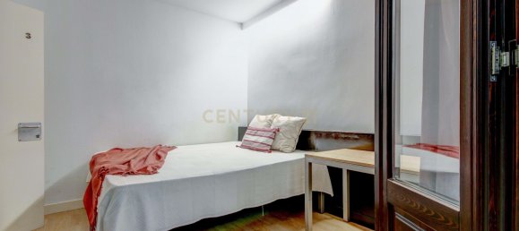 Apartamento de 8 dormitorios en Ciudad Vieja, Spain No. 153752 41