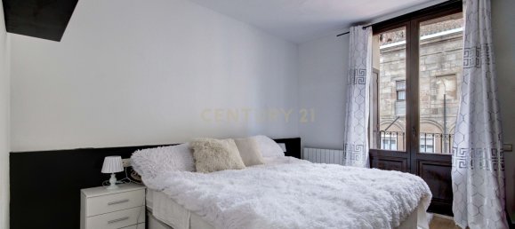 Apartamento de 8 dormitorios en Ciudad Vieja, Spain No. 153752 37