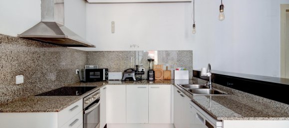 Apartamento de 8 dormitorios en Ciudad Vieja, Spain No. 153752 32