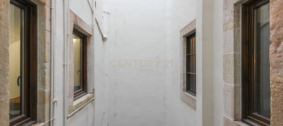 Apartamento de 8 dormitorios en Ciudad Vieja, Spain No. 153752 10