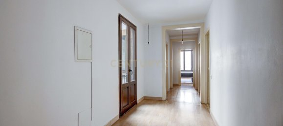 Apartamento de 8 dormitorios en Ciudad Vieja, Spain No. 153752 5