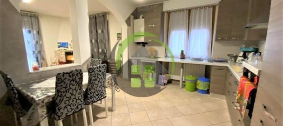 3 bedrooms Apartment in Cene, Italy No. 92417 3