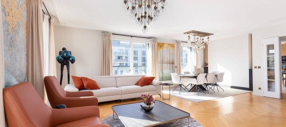 6 bedrooms Apartment in Paris, France No. 334207 25