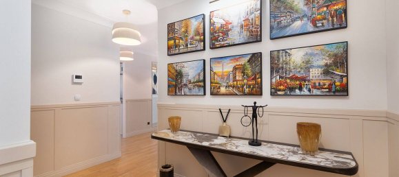 6 bedrooms Apartment in Paris, France No. 334207 16