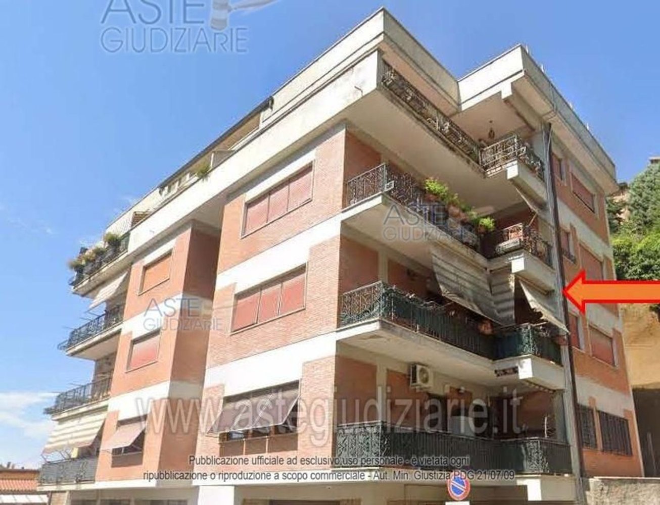 5 rooms Apartment in Rocca di Papa, Italy No. 294021