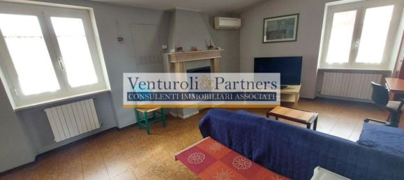 200m² Building in Gavardo, Italy No. 362240 2