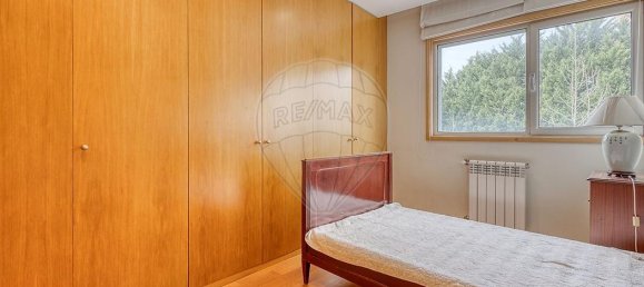 4 chambres Appartement à Porto, Portugal No. 40647 6