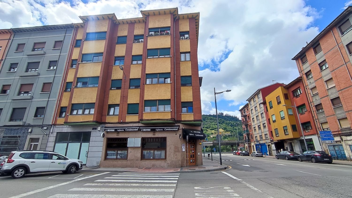 3 bedrooms Apartment in Mieres, Spain No. 168662