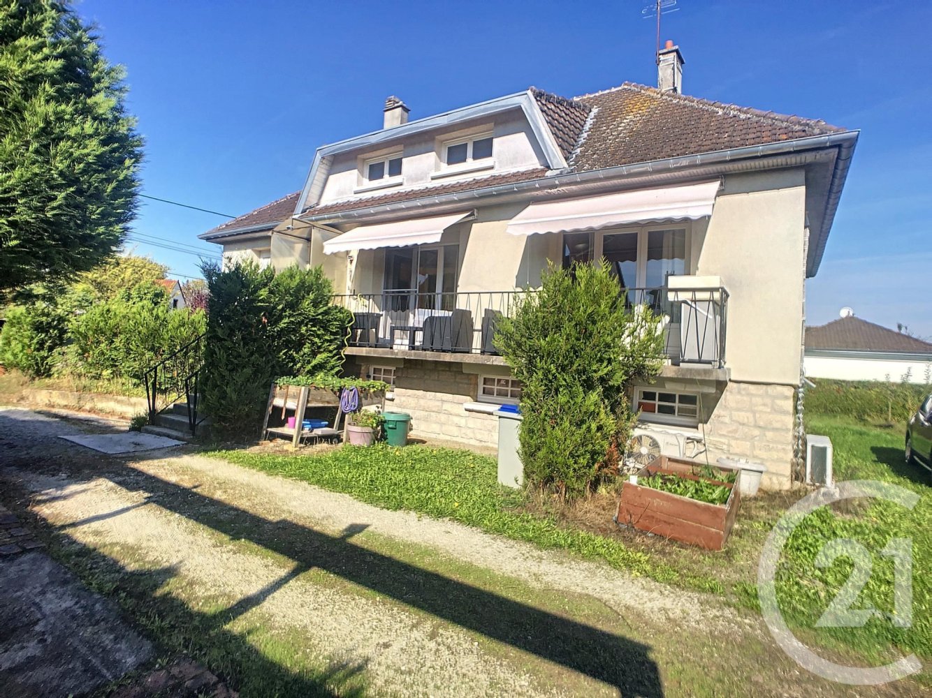 3 chambres Maison à Saint-Parres-aux-Tertres, France No. 49067
