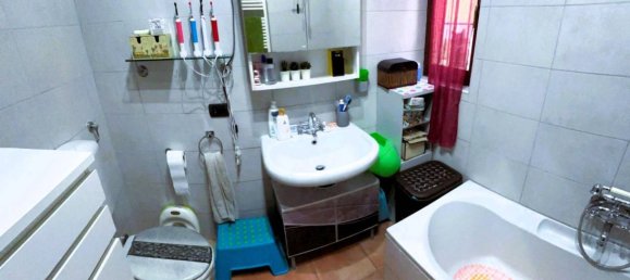 Casa de 3 habitaciónes en Melegnano, Italy No. 6986 9