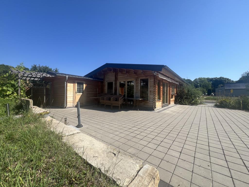 Casa de 4 habitaciónes en Greiz, Germany No. 131502