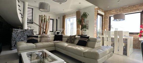 3 bedrooms House in Calheta, Portugal No. 146072 7