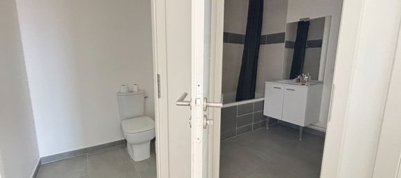 3 Schlafzimmer Wohnung in Ivry-sur-Seine, France, Nr. 129668 8