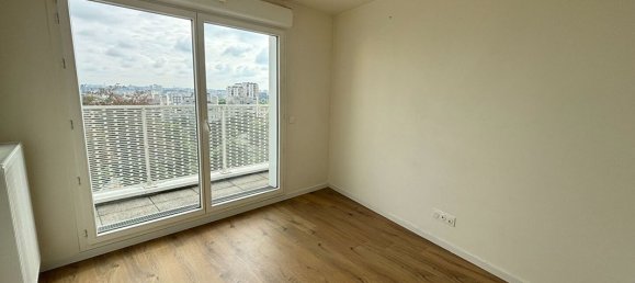 3 Schlafzimmer Wohnung in Ivry-sur-Seine, France, Nr. 129668 4