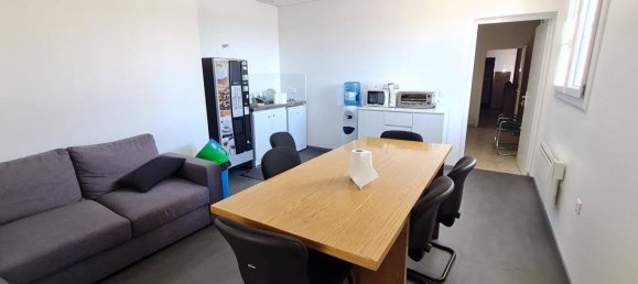  عقار تجاري في Romans-sur-Isere, France 835متر مربع رقم 196173 2