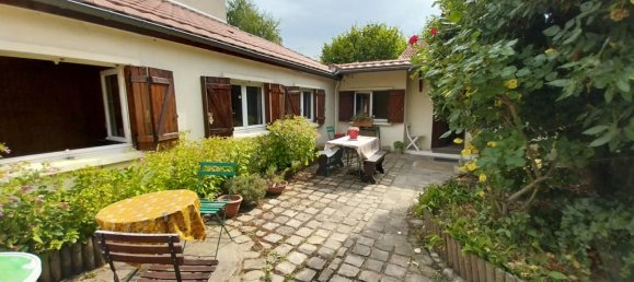 3 Schlafzimmer Haus in Palaiseau, France, Nr. 351296 3
