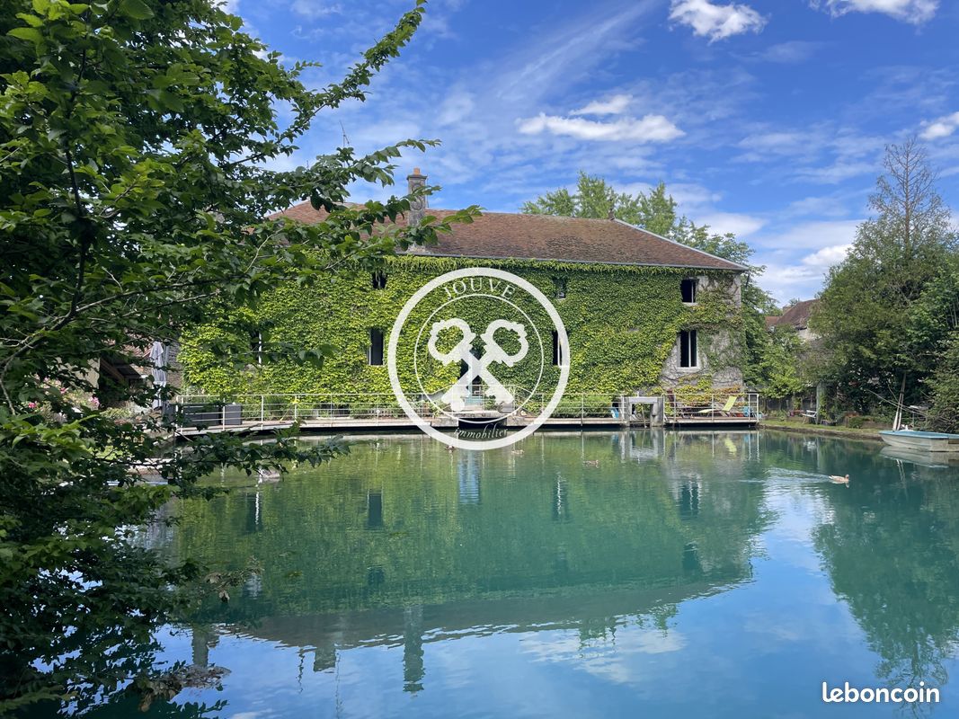 5 chambres Maison à Soulaines-Dhuys, France No. 264323