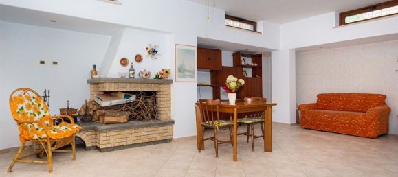 4-salle Maison à San Cesareo, Italy No. 26399 83