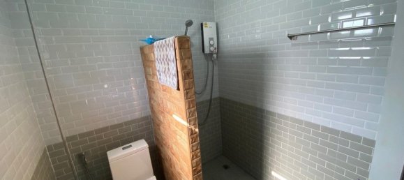 5 bedrooms House in Chiang Mai, Thailand No. 5212 16