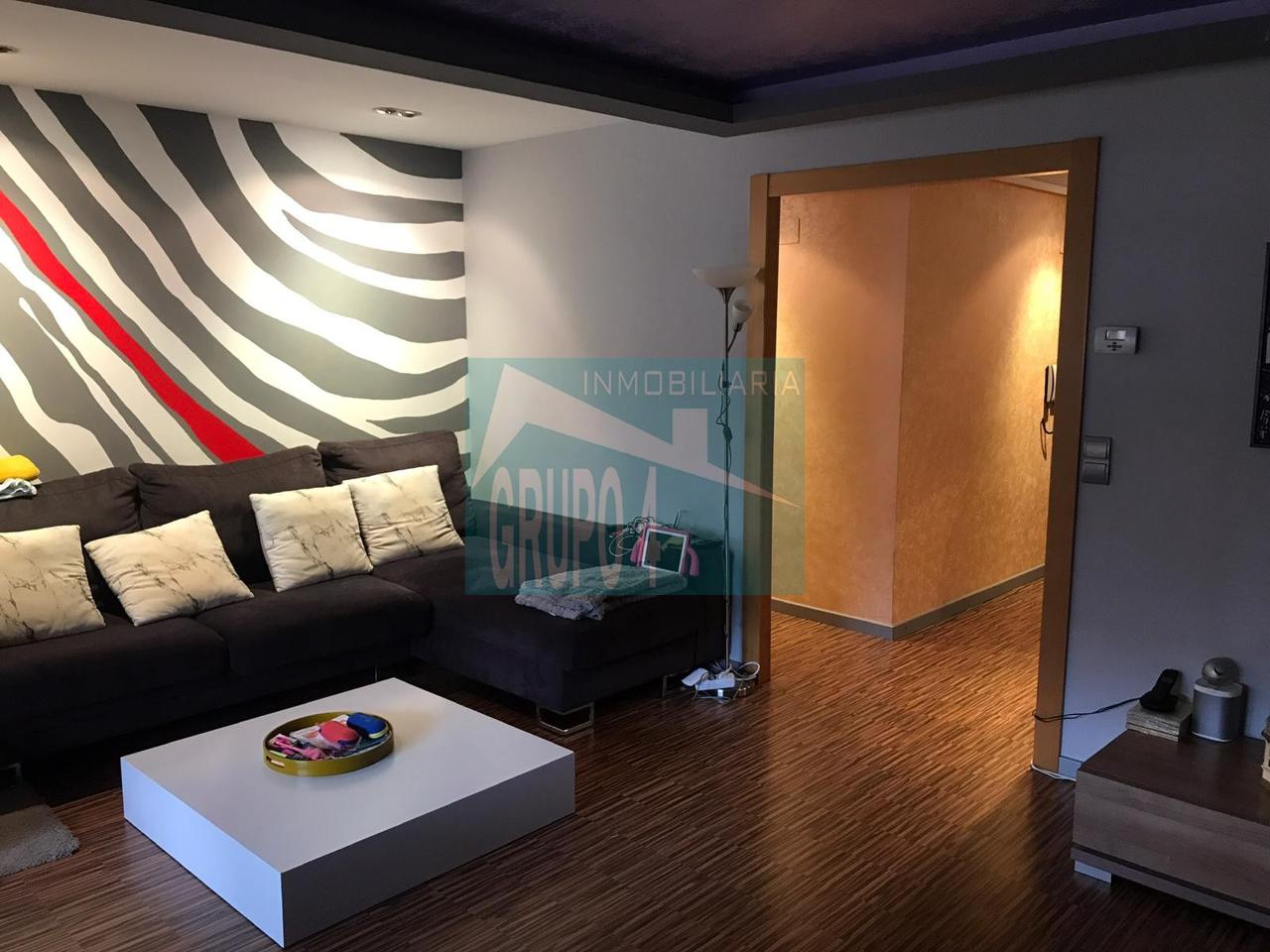 4 bedrooms Apartment in Zaragoza, Spain No. 65280