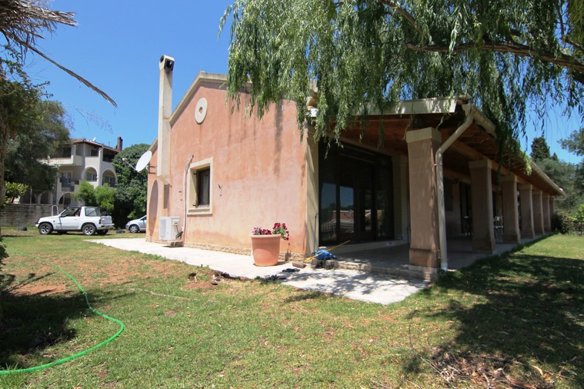 4 غرف نوم فيلا في Corfu, Greece رقم 8214