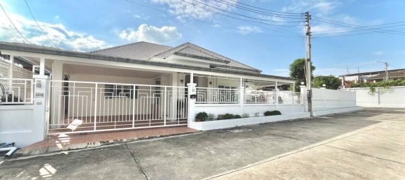 3 bedrooms Cafe / restaurant in Pattaya, Thailand No. 24871 2