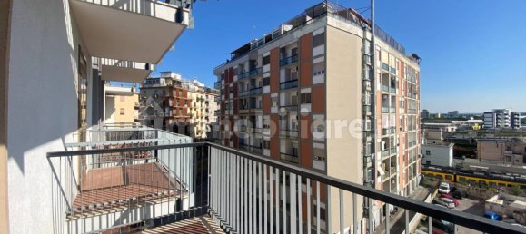 3 bedrooms Apartment in Bari, Italy No. 262828 7