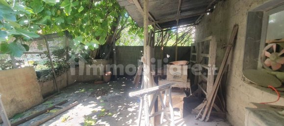 75m² Warehouse in Naples, Italy No. 9786 17