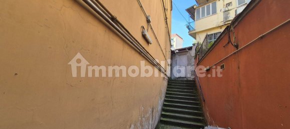 75m² Warehouse in Naples, Italy No. 9786 6