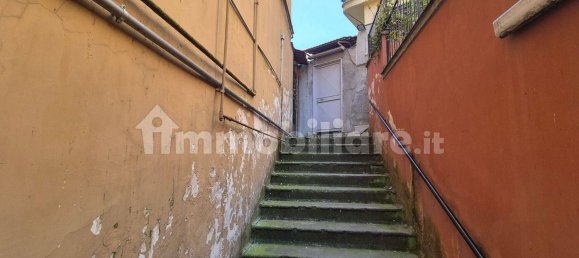 75m² Warehouse in Naples, Italy No. 9786 7