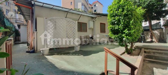 75m² Warehouse in Naples, Italy No. 9786 11