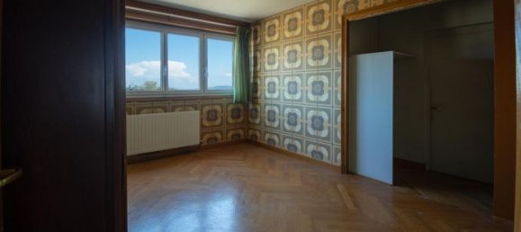 1 bedroom Apartment in Bessenay, France No. 287571 10