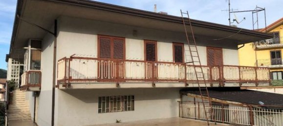 Apartamento de 5 divisões em Monteforte Irpino, Italy N.º 98561 6